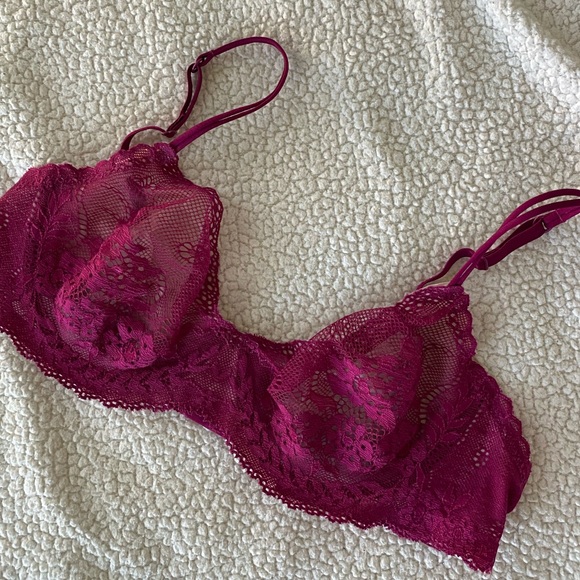 Victoria's Secret Other - Victoria’s Secret Lace Bra
